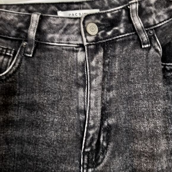 4561) PacSun Black Acid Wash Mom Jeans Size 26 - Picture 7 of 11